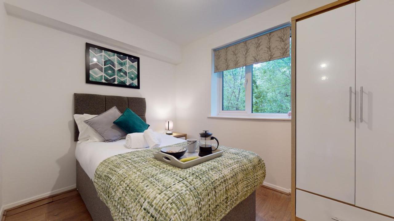 2Bedrm-4Guests-Parking-Nearstation Apartment London Luaran gambar