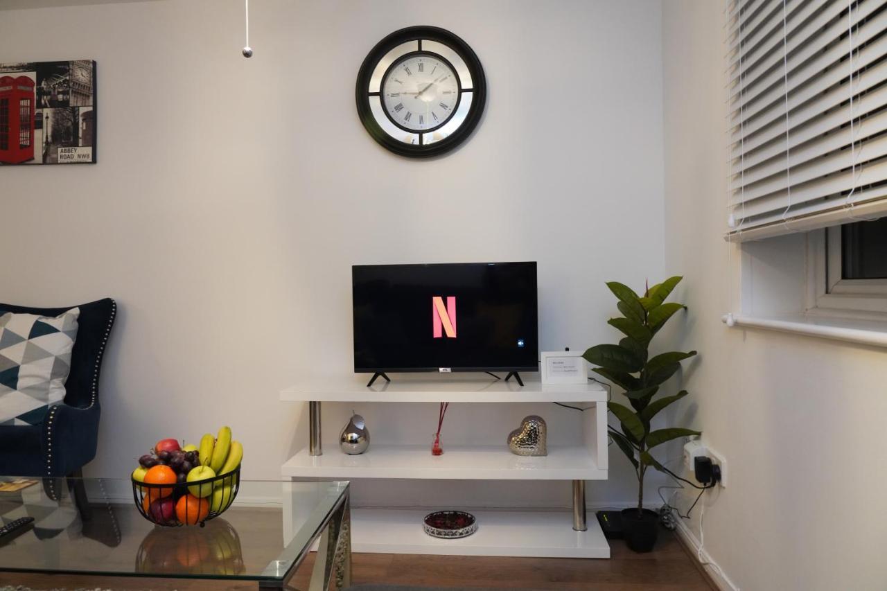 2Bedrm-4Guests-Parking-Nearstation Apartment London Luaran gambar