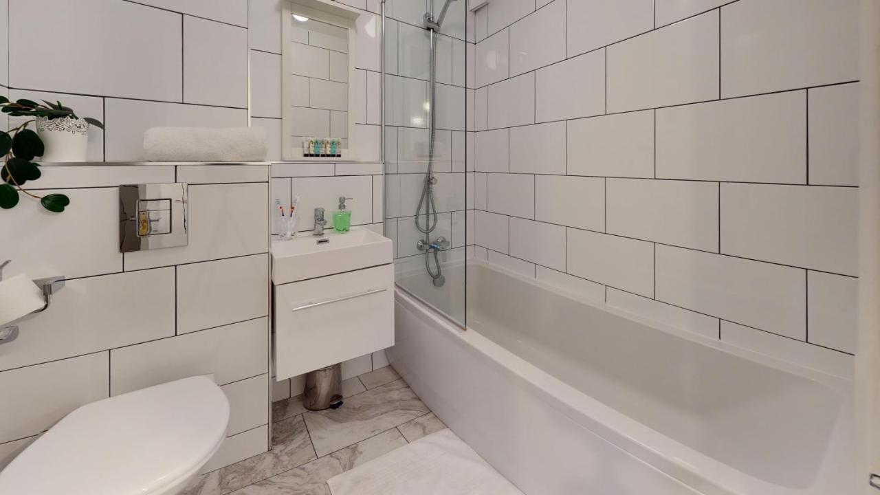 2Bedrm-4Guests-Parking-Nearstation Apartment London Luaran gambar